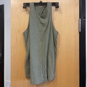 Lululemon workout tank